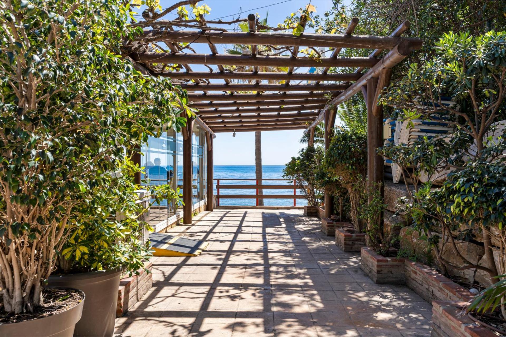 Beachfront Calahonda Apartment By Costarentals - Ref 89 Sitio de Calahonda Extérieur photo